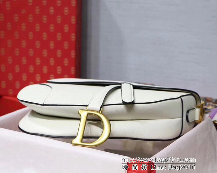 DIOR迪奧 爆款 Dior Saddle 馬鞍包 新款手掌紋 時尚達人必備單品  zdo1213